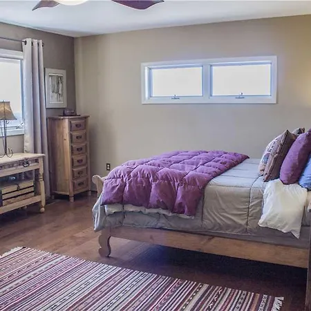 Sunset Haven Four-bedroom *